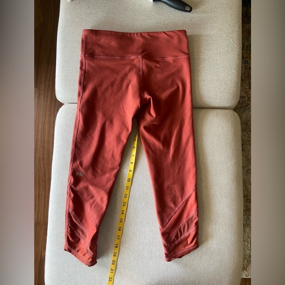 ALO leggings - Picture 3 of 3
